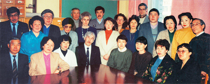 Сотрудники химических лабораторий БИЕН СО РАН,1994 г.